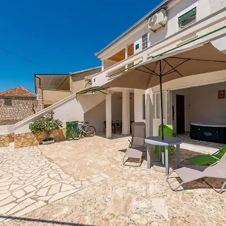 Three Bedroom Holiday home